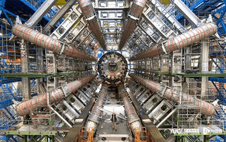 强子科技爆 铅变金真的实现了？大型强子对撞机上演现代“炼金术”！